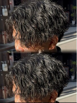 ステラ(STELLA) ツイストスパイラル/縦落ちパーマ/緩めパーマ/メンズパーマ