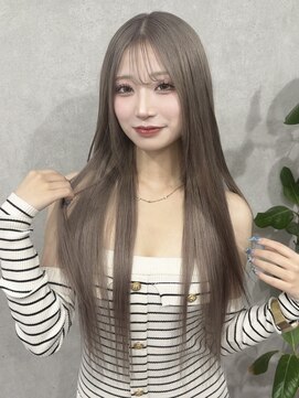 ロウル 渋谷(LOWRL) シルバーグレージュフェミニンロング/ウェーブミディアム/渋谷