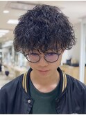メンズパーマ波巻きツイストスパイラル刈り上げセンターパート