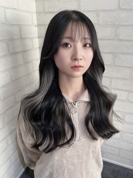 ルノン フィージュ(LUNON fieju) 黒髪クラゲヘアーオリーブグレー小顔ココアベージュ