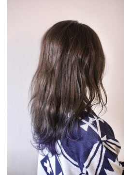 ナブラ(NABLA) 鬼滅カラー胡蝶しのぶカラー裾カラーセミロング