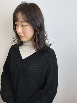 ヘア プロデュース キュオン(hair produce CUEON.) イヤリングカラー×ピンクベージュ