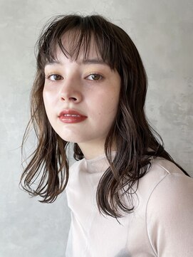 アイティーバイアルバム 藤沢店(IT by ALBUM) ゆるふあミディアム_くびれヘアビタミンカラー_28622