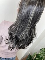 モルニ(MORNI) アッシュグレー_マロンベージュ Aラインボブ かきあげ