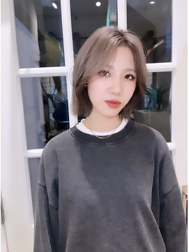 モアナ バイ ヘッドライト 駒沢大学店(Moana by HEADLIGHT) Moana【駒沢】#切りっぱなし#ショートボブ#ケアブリーチ