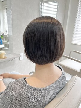 カルム(calmost) ツヤツヤショート