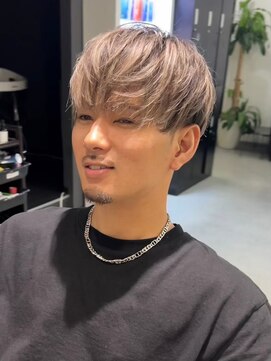 キング(K!ng) 縮毛矯正髪質改善ハイライトレイヤーカット枚方美容室エクステ