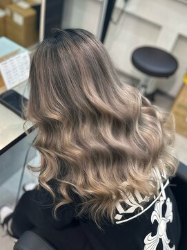 ラピス 福岡天神店(Lapis) やまでぃーハイトーンブリーチ&ダブルカラーエクステ髪質改善