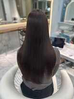 ロンドルピナス 小倉(Lond Lupinus) ミディアムレイヤーカット/似合わせカット/大人ガーリー/20代