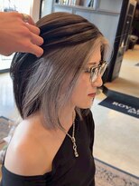 ライン(LYNE) インナーカラー/アッシュグレー/ミディアム/ボブ