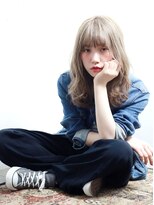 ラウレア(Laulea)&nbsp;[Laulea★女性限定サロン]プラチナスモーキーアッシュ