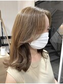 やわらかベージュ×くびれ巻き