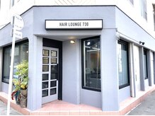 ナナサンマル(730)の雰囲気（角にありますのがHAIR LOUNGE 730です。）