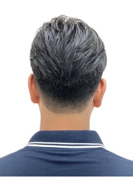 黄ぐまくん美容室 メンズ　ショート