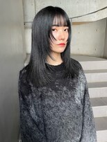 顔まわりカットレイヤーカット透明感カラーブラック似合わせ