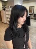 【minim×mio】たっぷりレイヤーの暗髪ミディアム