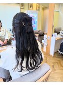 カチモリハーフアップ