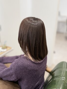 エズ(Eze) 寒色系ブラウン