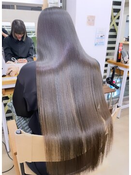 サンド 池袋(sand) 自然なツヤ感ロング縮毛矯正