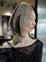 シオン(shion) くびれミディホワイトベージュブリーチ顔周りレイヤー_F21634