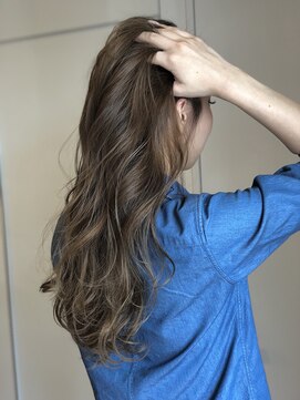 ヘアーサロン エクシア(Hair Salon EXIA) クリアベージュ