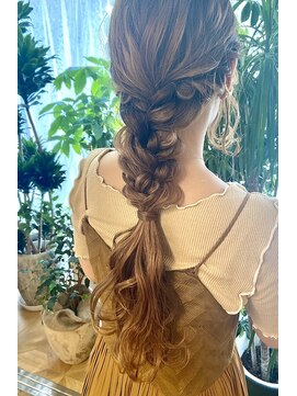 インビテーション(invitation) 【invitation】編みおろし・ロングヘアー・アレンジ・ヘアセット