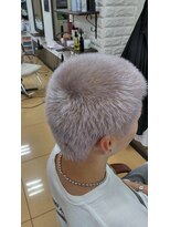 ヘアーズ ベリー 小林店(hairs BERRY) 坊主ホワイト