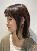 切りっぱなし外ハネ(イヤリングカラー)