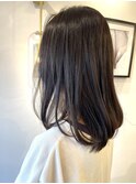 アッシュベージュ×伸ばしかけヘア