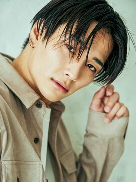 リトル 松山(little) ラフ＋センターパート