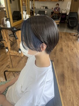 ルッカヘアガーデン バイ ラッシュゴールド(RUCCA HAIR GARDEN by LUSH GOLD) ショートカット×フェイスフレーミング