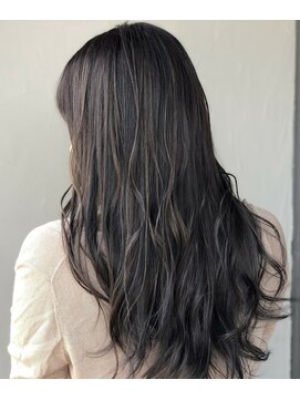 ヘアーデザイン ディードット ウル(D. ulu) ハイライト×ラベンダーカラー