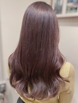 Chika ブルベにおすすめラベンダーピンクカラー×韓国ロングヘア