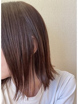 ルッソリベラ 池袋(Lusso libera) ほんのりピンクブラウン/ぱつっとボブ/池袋/30代40代50代