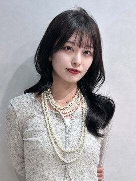 リアン バイ キートス(Lien by kiitos) セミハッシュカット×ダークトーン