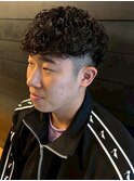 スパイラルパーマ ツーブロックマッシュ 刈り上げショート