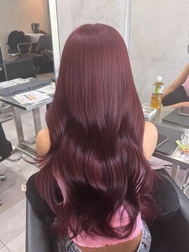 ソアバイリコヘアー(soar by LiCO Hair) ワインレッド/ブリーチなしダブルカラー/レイヤーカット／北谷