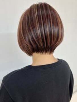 クオリス 上板橋店(QUALIS) 大人可愛いミニボブ◎30代40代前下がり×ナチュラルハイライト