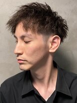 ディスイズバーバーサード(THIS IS BARBER 3rd) ツーブロック ツイストパーマ 眉毛カット メンズショート 30代