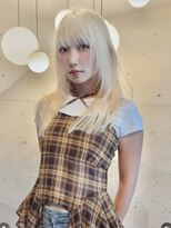 ラッドルーム(LAD ROOM.)&nbsp;ホワイトブロンド/抜きっぱなし/ウルフカット/レイヤーカット
