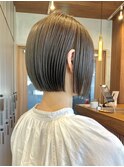 横浜西口ストレートパーマタッセルボブアッシュベージュカラー