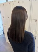オリーブベージュ