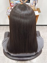クシロビューティー&nbsp;「うねり・広がりを抑える髪質改善ストレート」