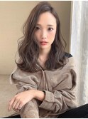 【VERBENA】柔らかく見えるダークグレージュ
