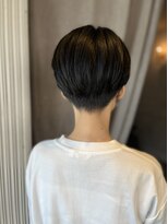 ニコナチカ(nico nachika)&nbsp;刈り上げショートスタイル