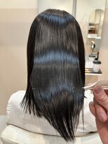 シダ(sida)&nbsp;Aujuaトリートメントで艶髪へ♪