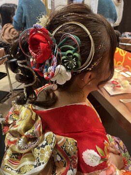 アローズソワン(HELLO'S SOIN) ポニーアレンジ!