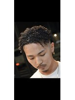 タイト スワッグ バーバーワークス(TIGHT SWAG BARBERWORKS)&nbsp;針金アフロ×スキンフェード