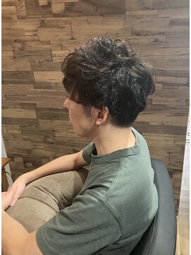 ミリ 千歳烏山(Mili CARE&SPA) メンズパーマスタイル