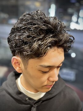 ヒロギンザ 六本木店(HIRO GINZA) ツーブロショート×リバースパーマ